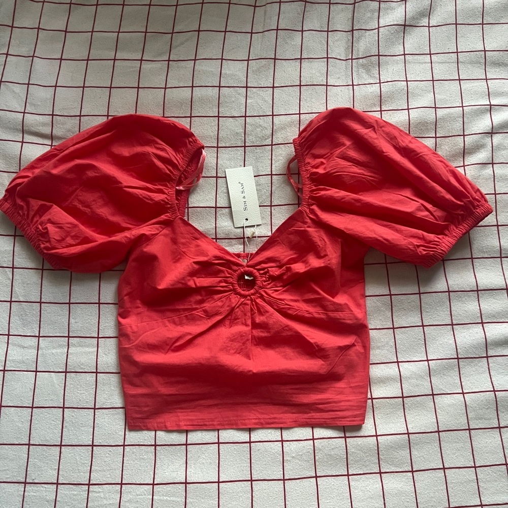 Sim and Sam puff sleeve top